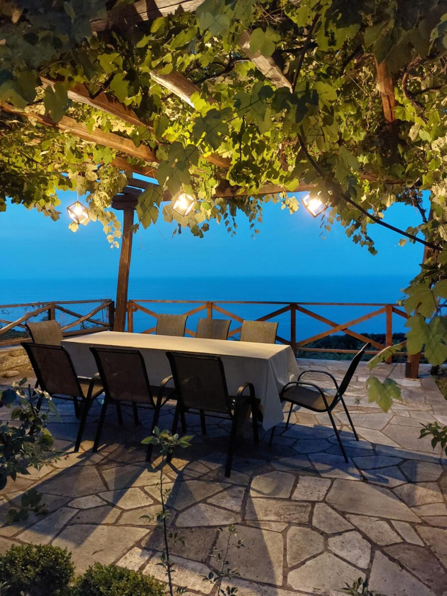 Θαλλώ Luxurious Villa Tsagarada Exterior photo